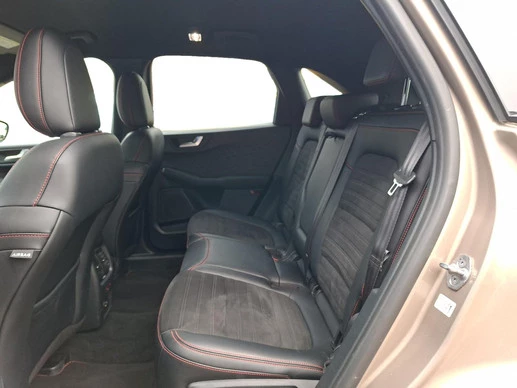 Ford Kuga - Afbeelding 11 van 30