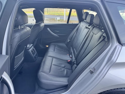 BMW 3 Serie - Afbeelding 12 van 30