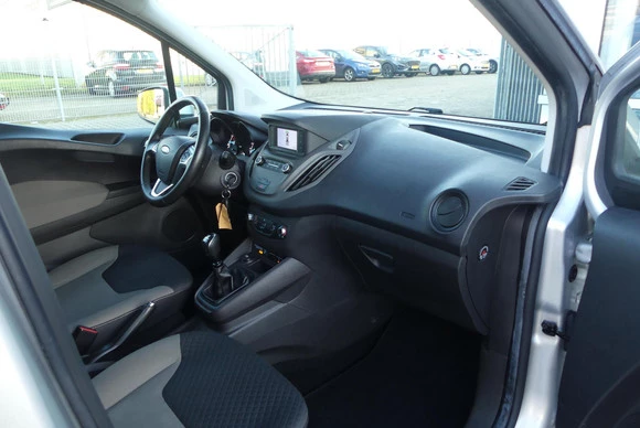 Ford Tourneo Courier - Afbeelding 15 van 30