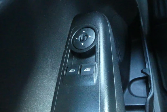 Ford Tourneo Courier - Afbeelding 25 van 30