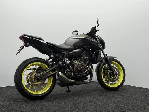 Yamaha MT 07 - Afbeelding 16 van 17
