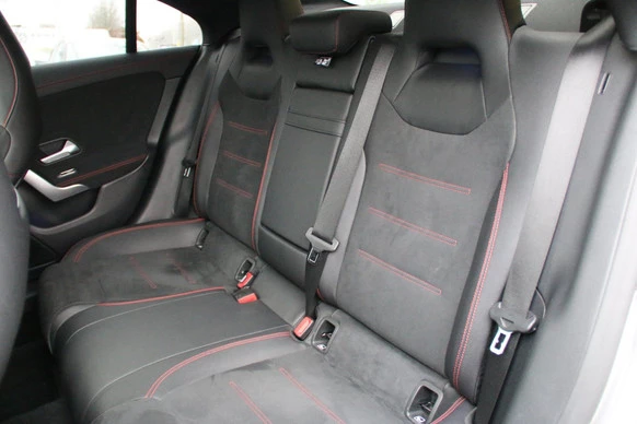 Mercedes-Benz CLA - Afbeelding 25 van 28