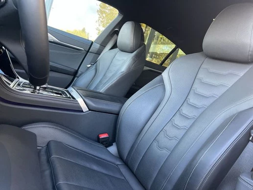 BMW 8 Serie - Afbeelding 5 van 30