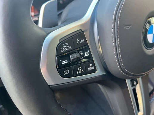 BMW 8 Serie - Afbeelding 21 van 30