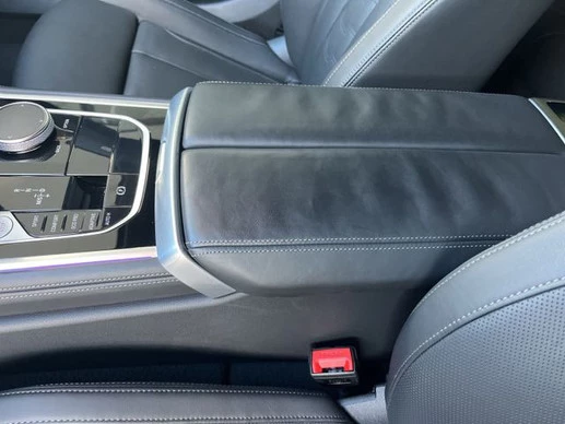 BMW 8 Serie - Afbeelding 26 van 30