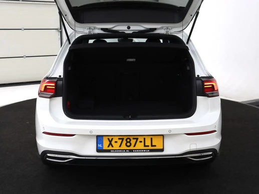 Volkswagen Golf - Afbeelding 26 van 30