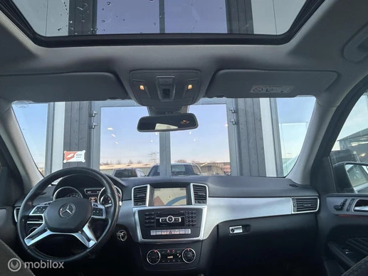 Mercedes-Benz M-Klasse - Afbeelding 15 van 22