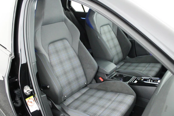 Volkswagen Golf - Afbeelding 2 van 30