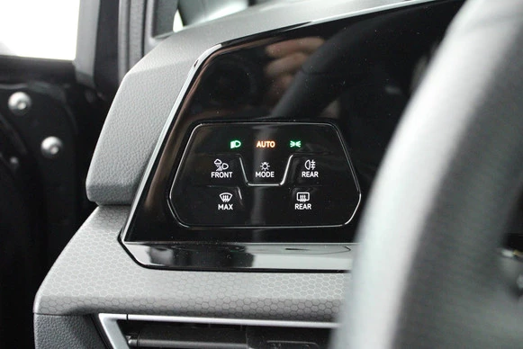 Volkswagen Golf - Afbeelding 14 van 30