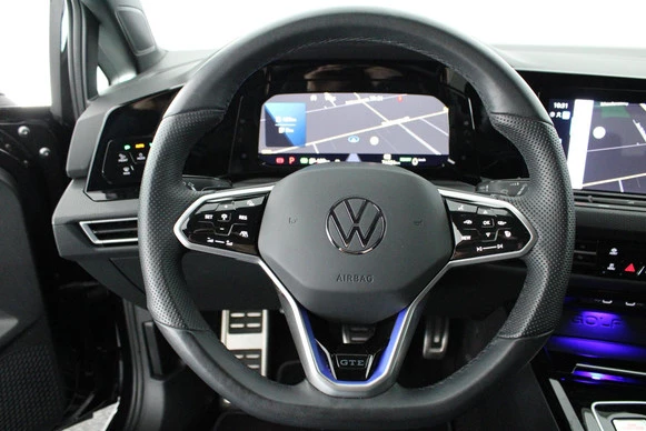 Volkswagen Golf - Afbeelding 16 van 30