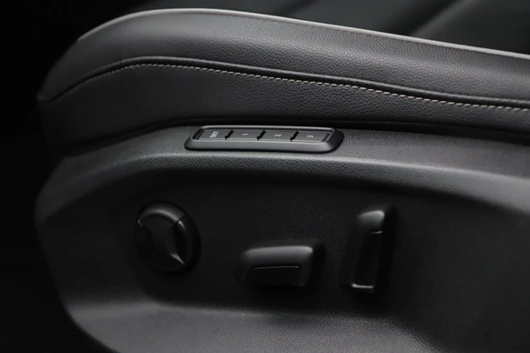 Volkswagen Tiguan - Afbeelding 14 van 30