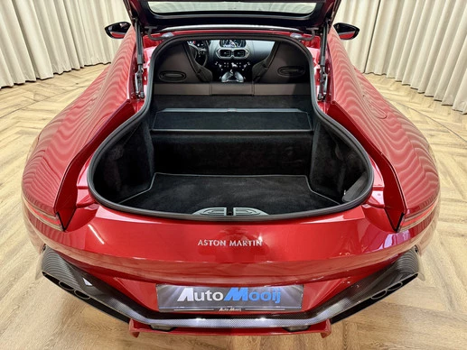 Aston Martin V8 Vantage - Afbeelding 23 van 30