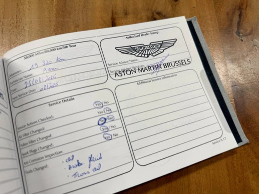 Aston Martin V8 Vantage - Afbeelding 30 van 30