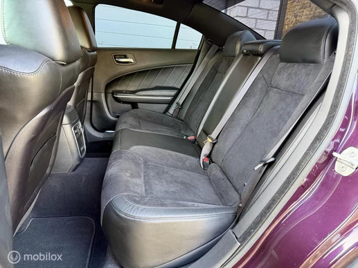 Dodge Charger - Afbeelding 12 van 21