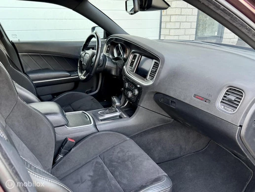 Dodge Charger - Afbeelding 17 van 21