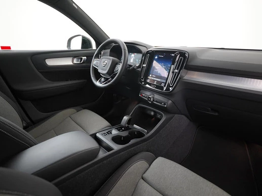 Volvo XC40 - Afbeelding 2 van 30