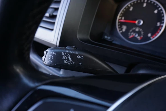 Volkswagen Caravelle - Afbeelding 14 van 22