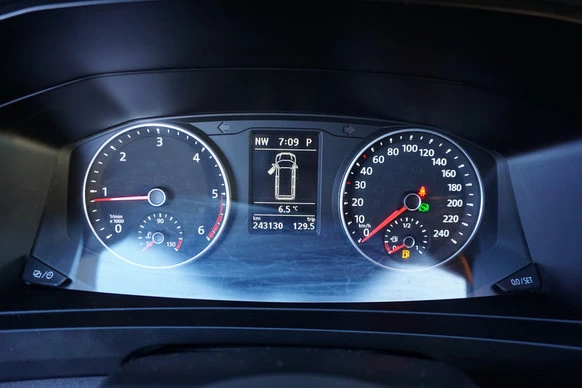 Volkswagen Caravelle - Afbeelding 17 van 22