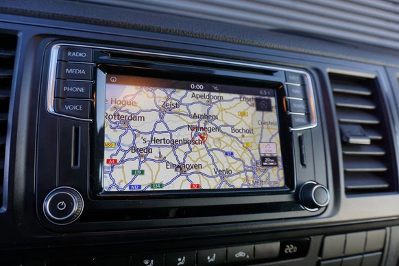 Volkswagen Caravelle - Afbeelding 18 van 22