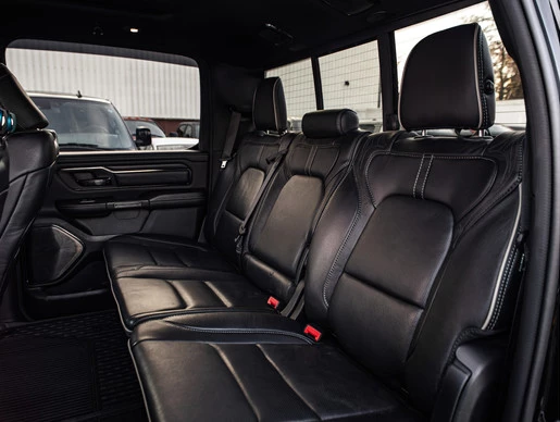 Dodge Ram 1500 - Afbeelding 14 van 22