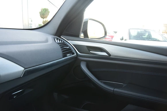 BMW X3 - Afbeelding 14 van 28