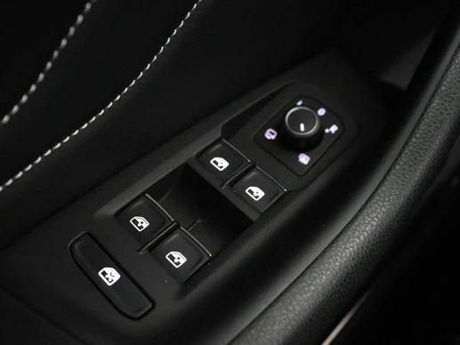 Volkswagen Passat - Afbeelding 19 van 30