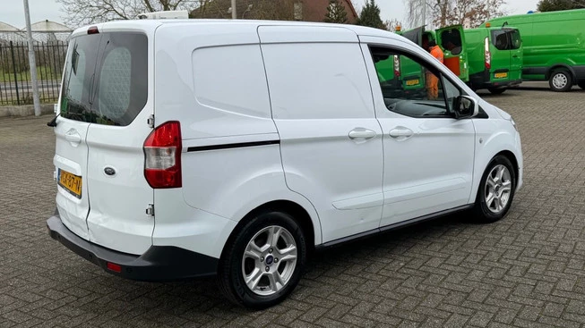 Ford Transit Courier - Afbeelding 9 van 29