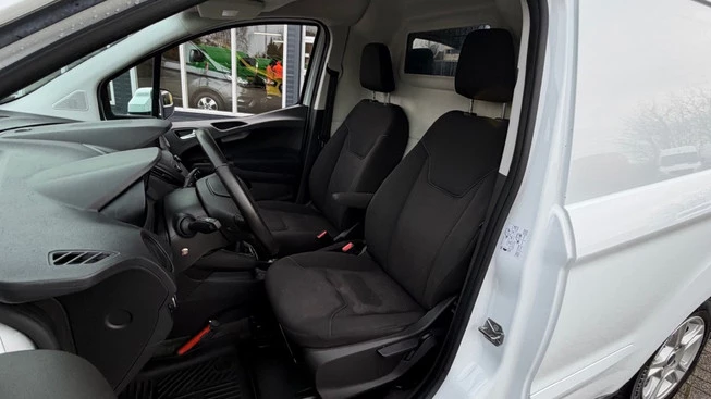 Ford Transit Courier - Afbeelding 17 van 29