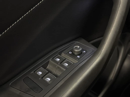 Volkswagen T-Roc - Afbeelding 19 van 30