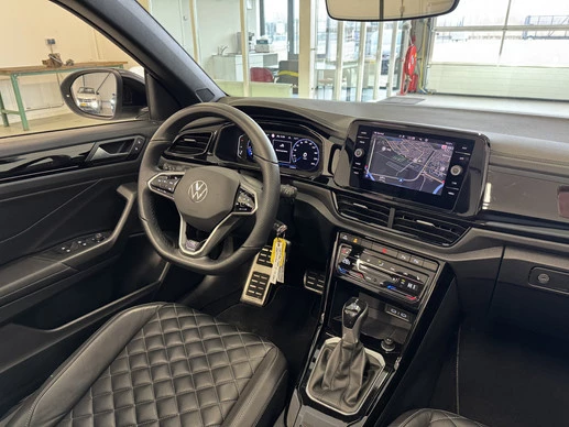 Volkswagen T-Roc - Afbeelding 28 van 30
