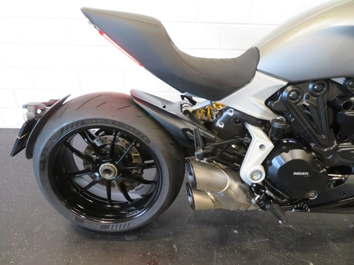 Ducati Diavel - Afbeelding 10 van 13