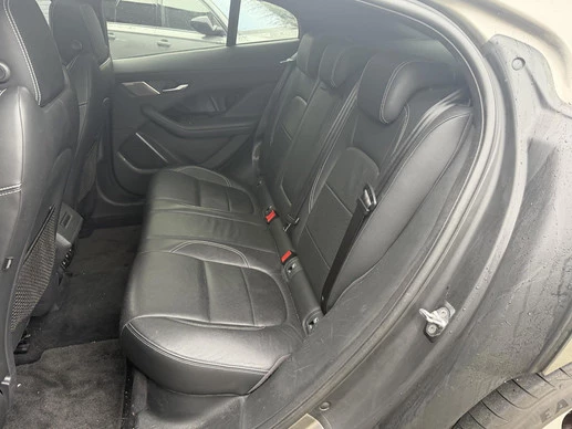 Jaguar I-PACE - Afbeelding 24 van 28