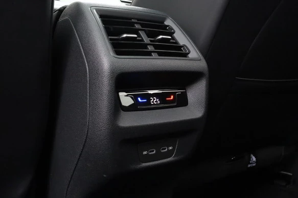 Volkswagen Tiguan - Afbeelding 16 van 30