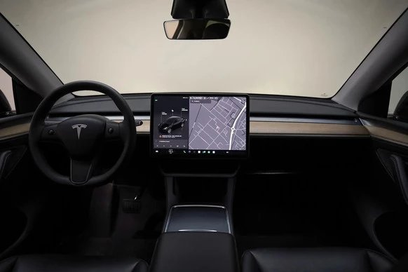 Tesla Model Y - Afbeelding 4 van 30