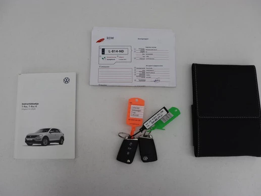 Volkswagen T-Roc - Afbeelding 24 van 30
