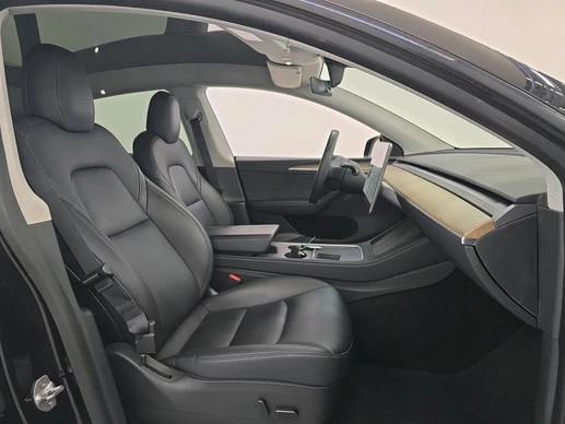 Tesla Model Y - Afbeelding 4 van 30