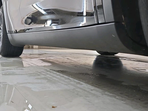 Tesla Model Y - Afbeelding 14 van 30