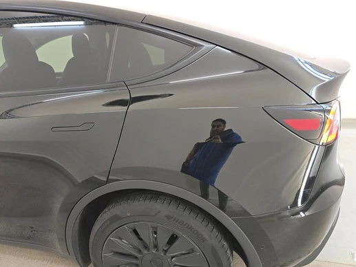 Tesla Model Y - Afbeelding 25 van 30