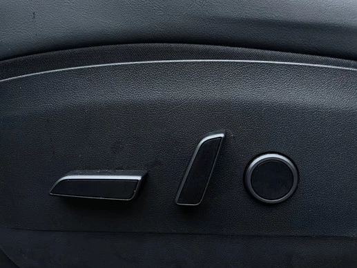 Tesla Model Y - Afbeelding 12 van 27