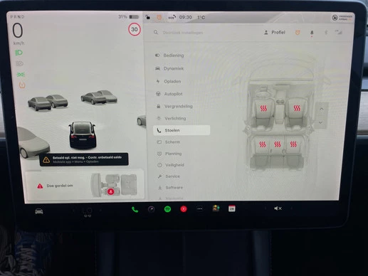 Tesla Model Y - Afbeelding 18 van 27