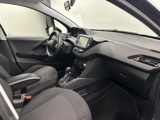 Peugeot 208 - Afbeelding 11 van 30