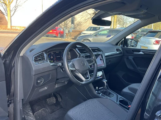 Volkswagen Tiguan - Afbeelding 16 van 30