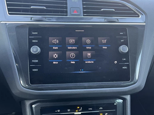 Volkswagen Tiguan - Afbeelding 23 van 30