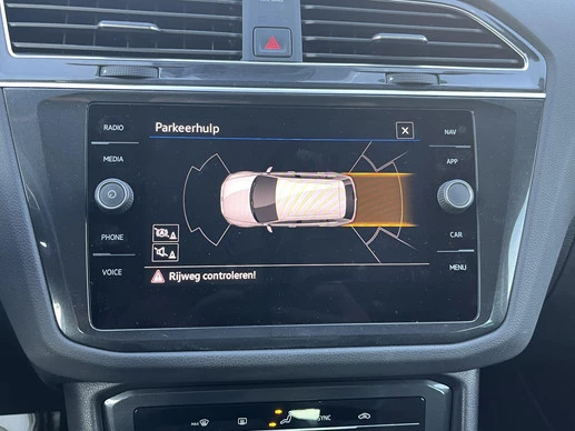 Volkswagen Tiguan - Afbeelding 26 van 30