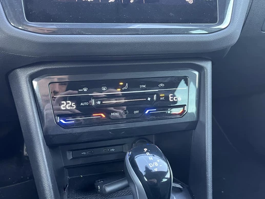 Volkswagen Tiguan - Afbeelding 28 van 30