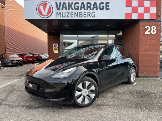Tesla Model Y - Afbeelding 1 van 30