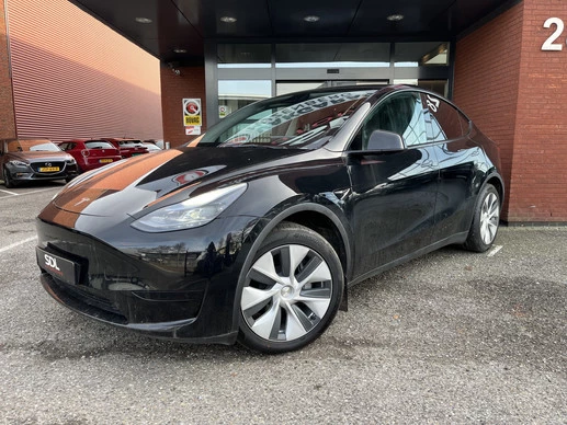 Tesla Model Y - Afbeelding 2 van 30