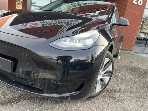 Tesla Model Y - Afbeelding 9 van 30