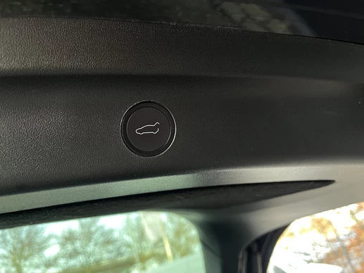 Tesla Model Y - Afbeelding 13 van 30