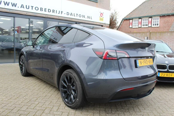 Tesla Model Y - Afbeelding 16 van 18